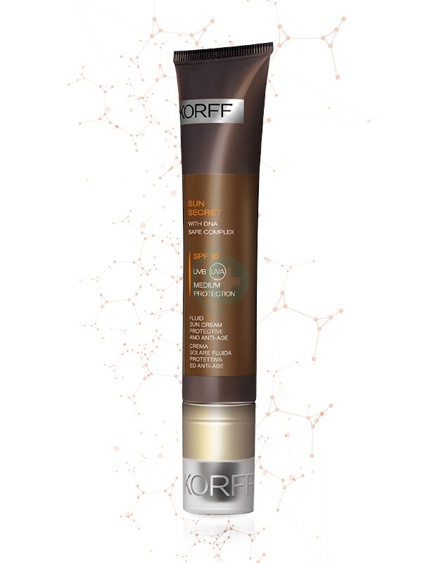 Korff Linea Sun Secret SPF15 Crema Solare Antiage Protezione Bassa 40 ml